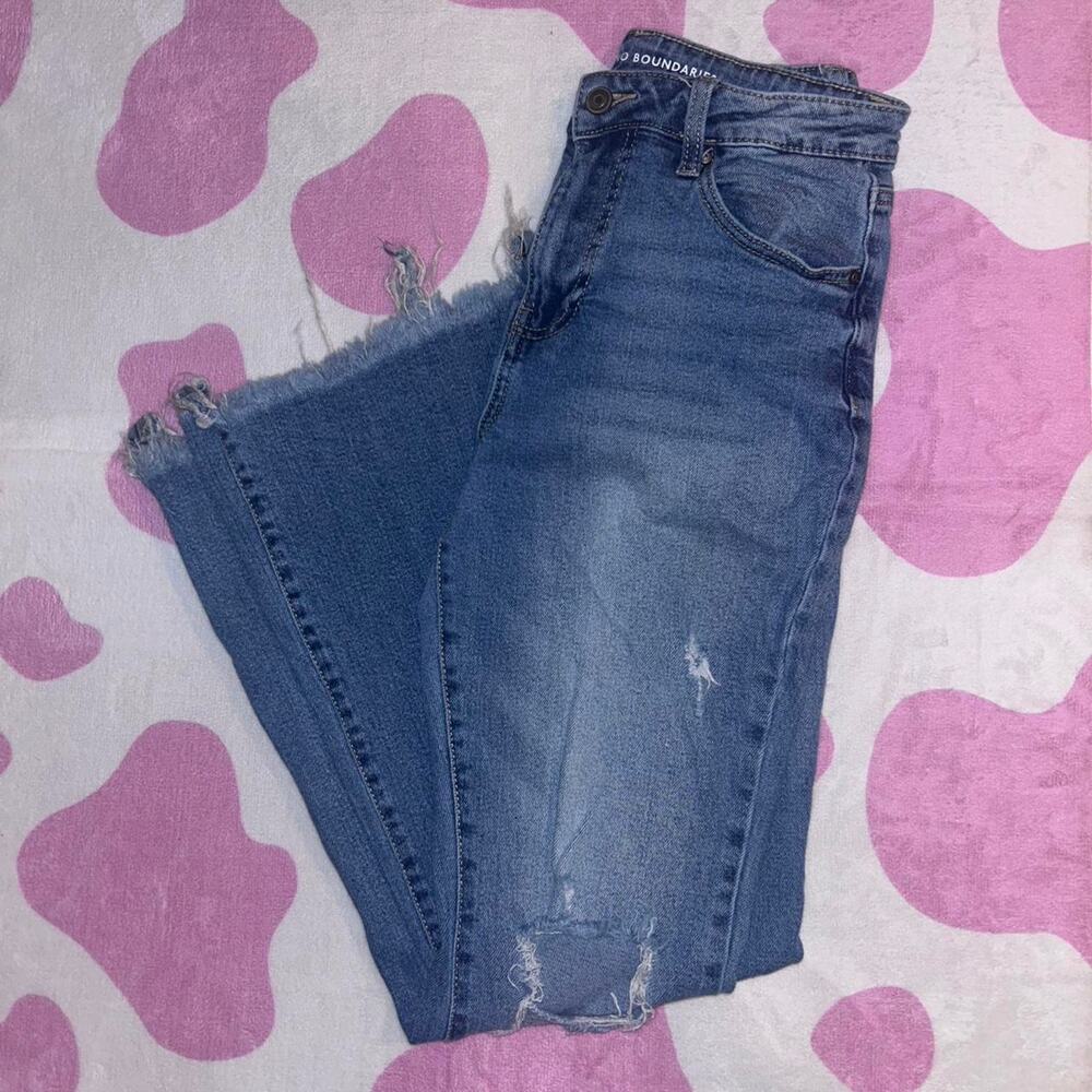 No Boundaries flare leg high waisted distressed juniors size 7